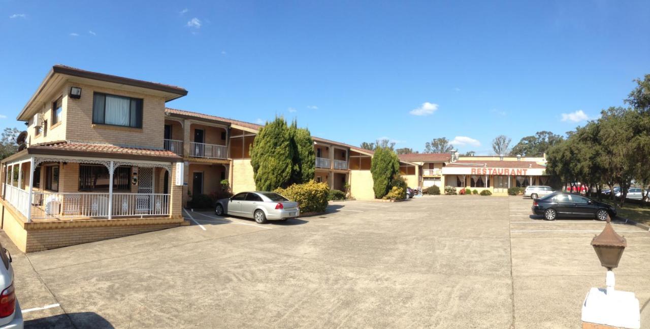 Alexander The Great Motel ウィンザー エクステリア 写真